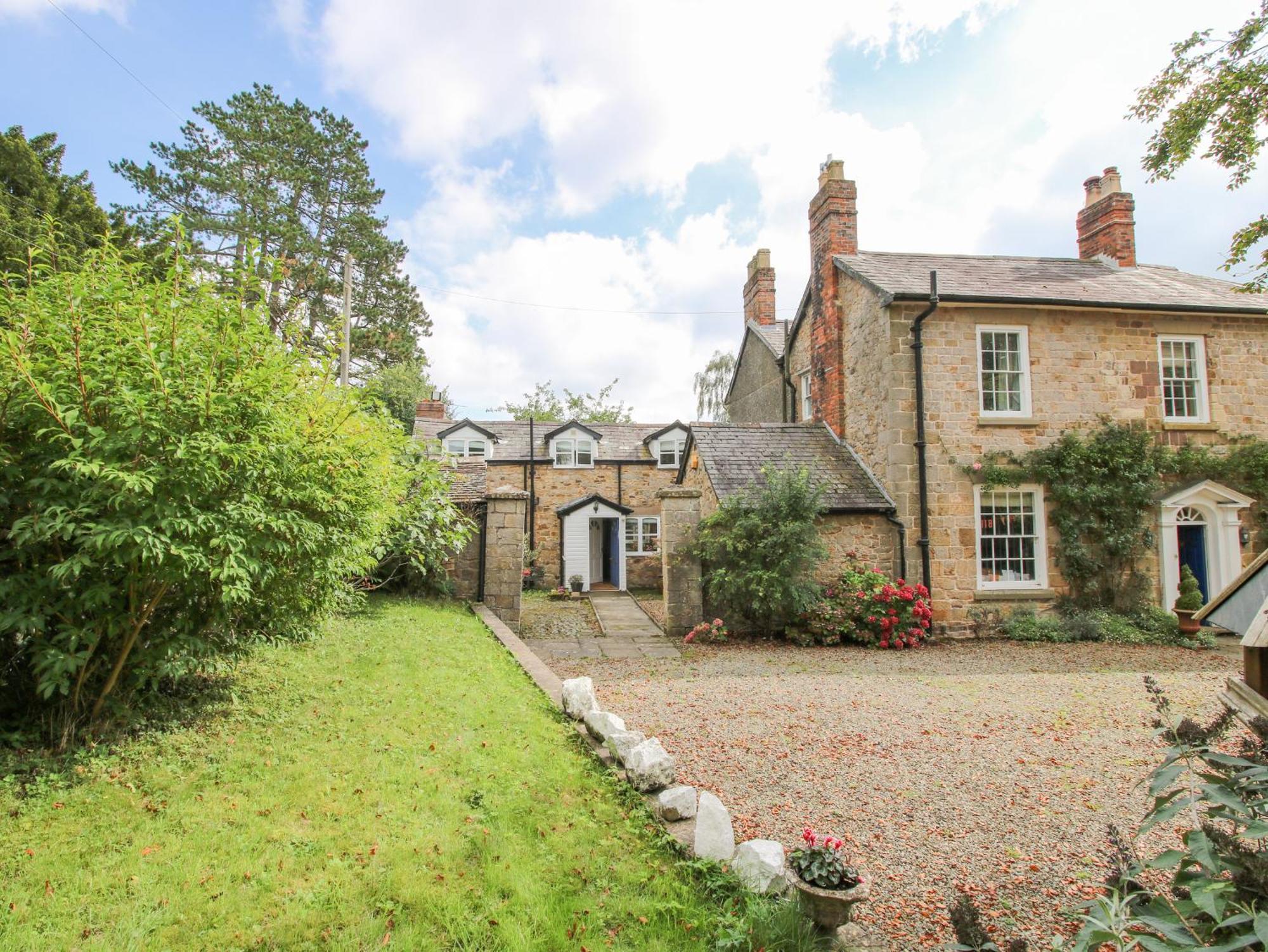The Coach House Villa ลุดโลว์ ภายนอก รูปภาพ